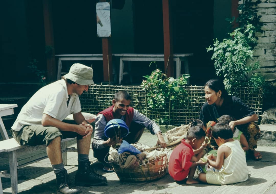 Comment l’immersion culturelle transforme-t-elle notre compréhension du monde ?