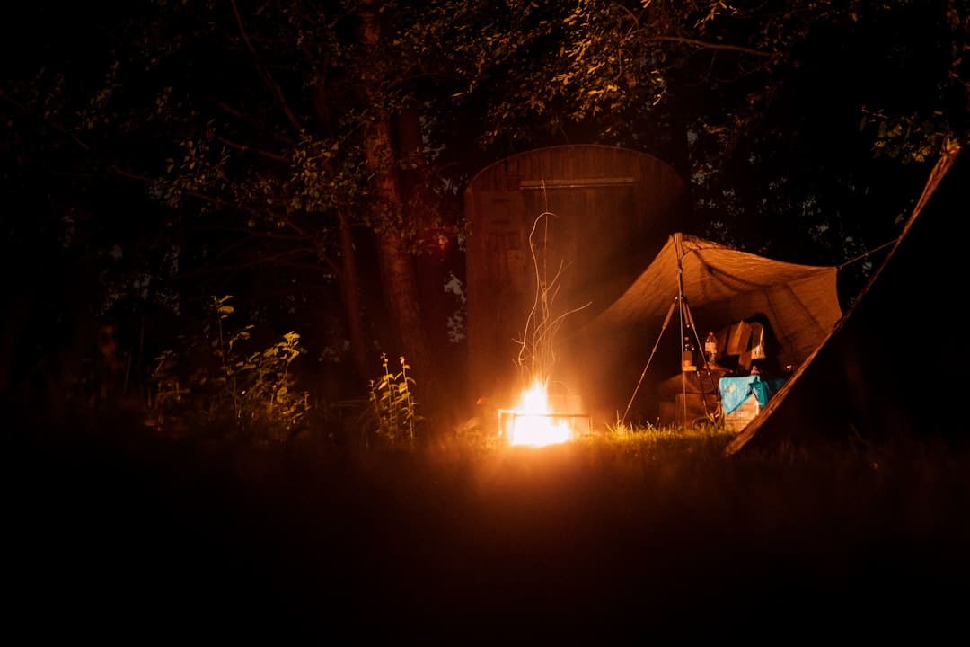 Quels sont les indispensables de l’équipement de camping pour une aventure réussie ?